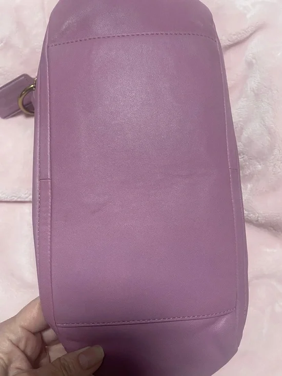 Coach - Picture 13 of 16